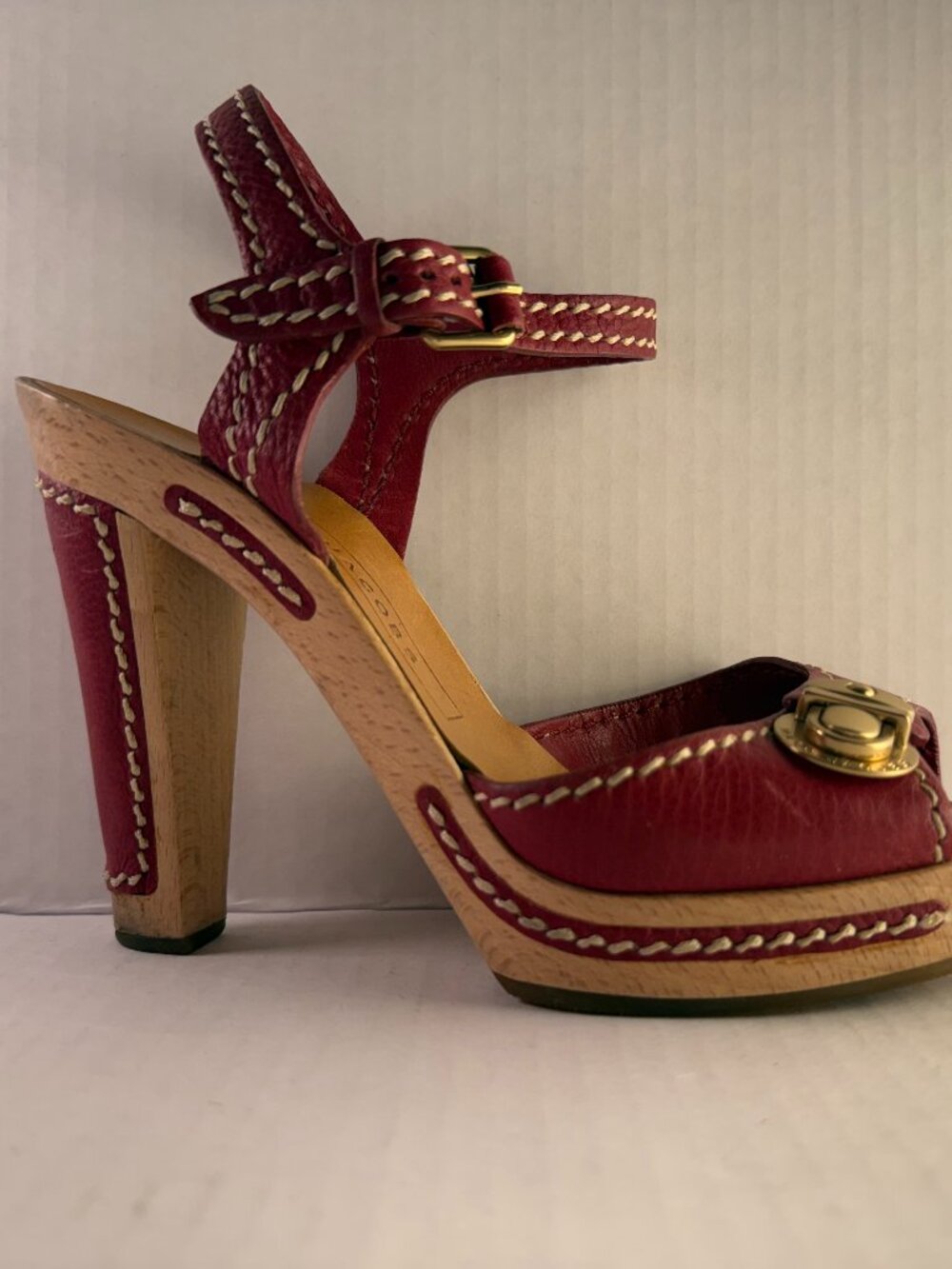 MARC JACOBS SANGRIA RED LEATHER PLATFORM SANDALS